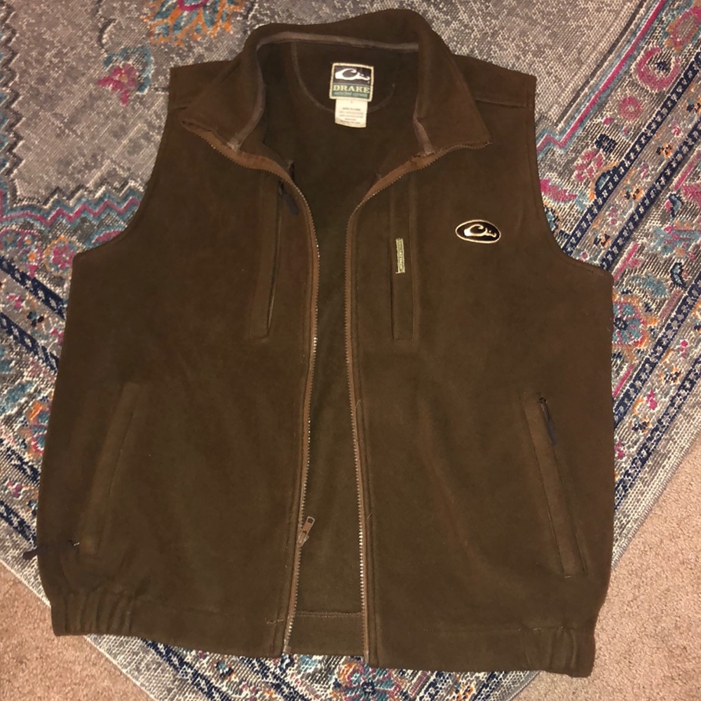 Drake Waterfowl Systems brown vest. Size Large